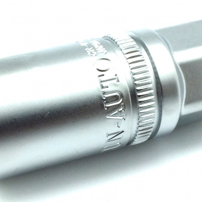 SPARK PLUG WRENCH